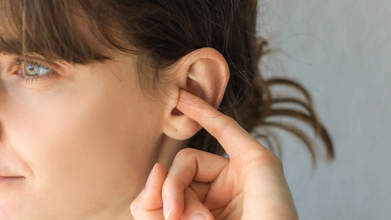 The Best Ways To Remove Ear Hair And Methods To Avoid